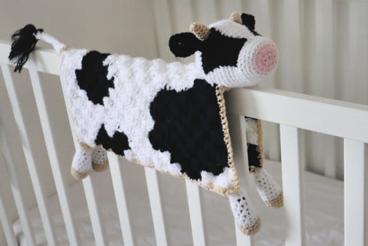 Bessie 🐄 Cow Blanket